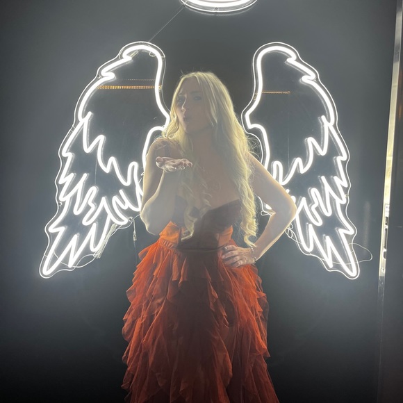 Meet your Posher, Candice - Picture 5 of 10